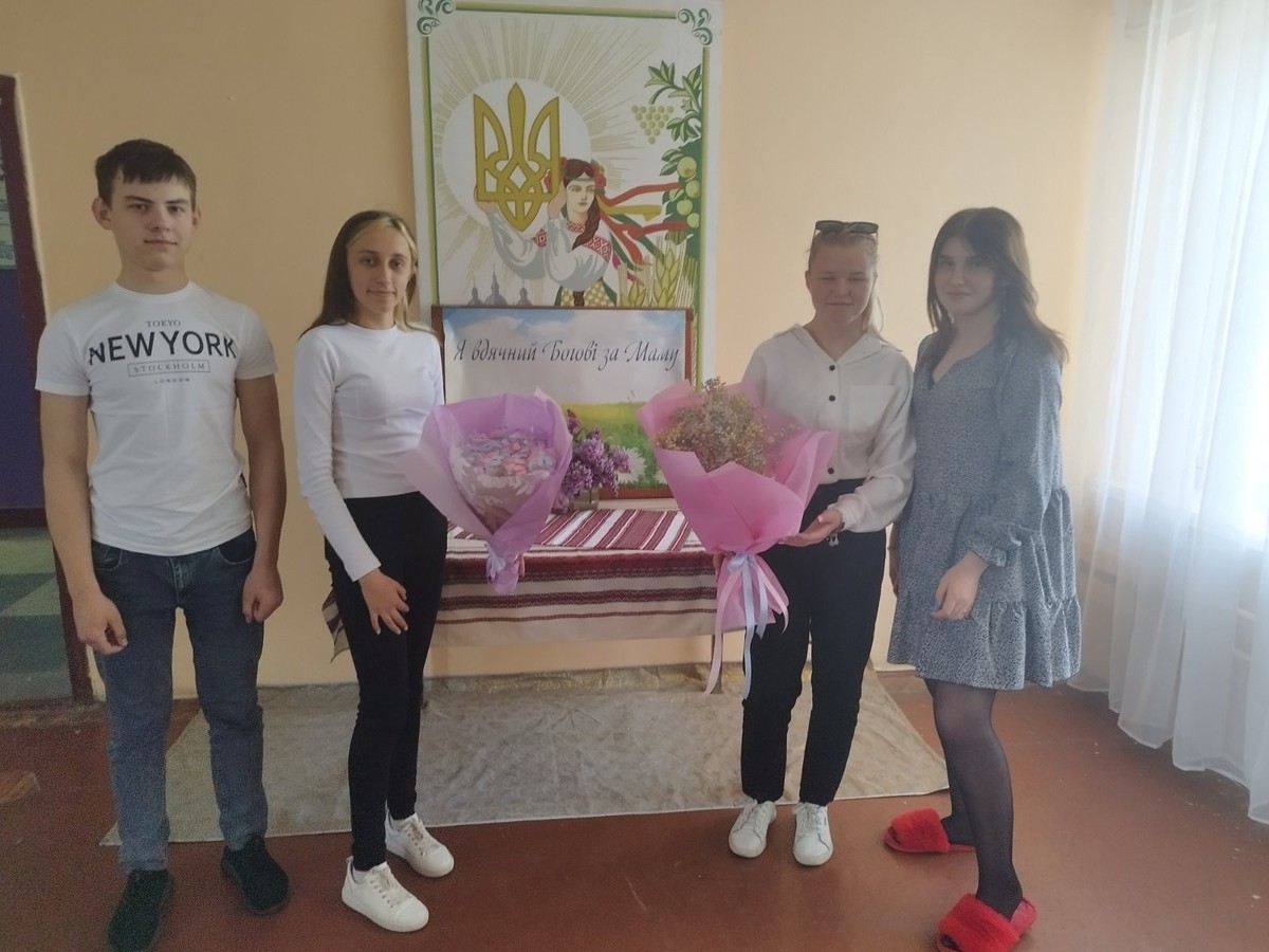 ☀️Найріднішій людині у світі з любов'ю ❤️ і шаною присвячуємо! - Фото №2 ☀️Найріднішій людині у світі з любов'ю ❤️ і шаною присвячуємо! - Фото №2