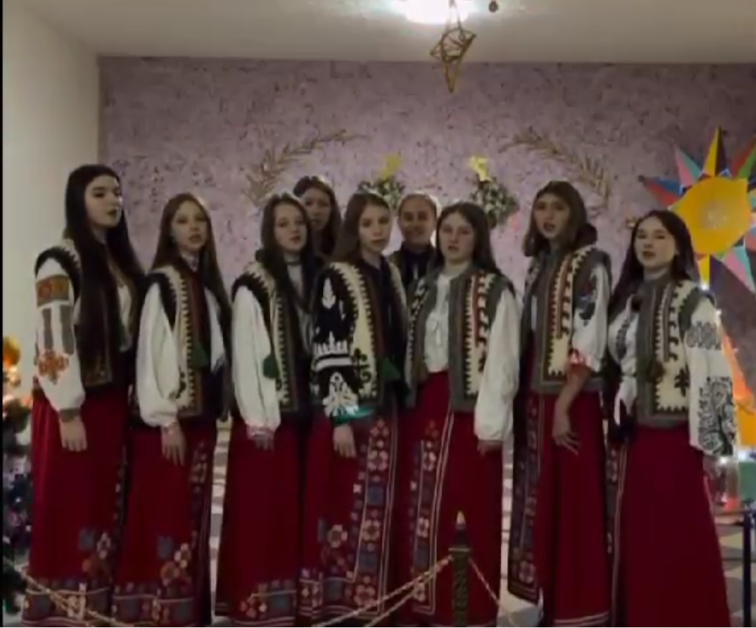 З Різдвом Христовим! З Різдвом Христовим!