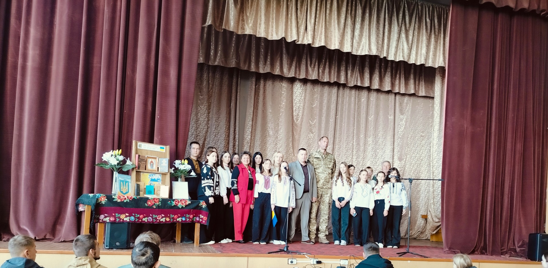 Під Покровом віри